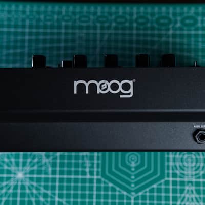 Moog Mother-32 Tabletop / Eurorack Semi-Modular Synthesizer 2015 - Present - Black image 6