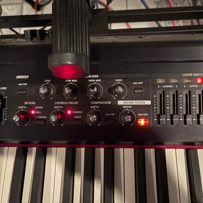 Roland RD-700NX 88-Key Digital Piano 2010s - Black image 7