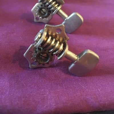 Grover Sta-tite Guitar Tuners Set ( 3+3), Square-ish Buttons image 3