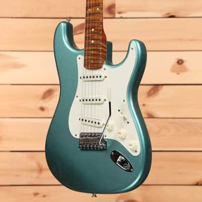 Fender Custom Shop Limited Roasted Pine Stratocaster Relic - Aged Teal Green Metallic-CZ570638 image 3