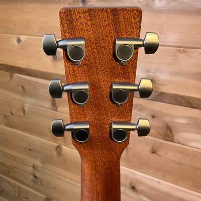 Martin Dreadnought Junior E Acoustic Guitar - Natural image 6