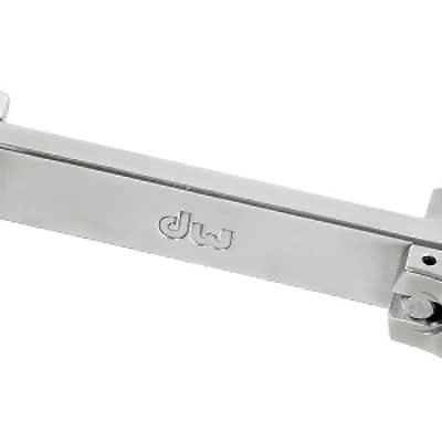 DW Hinged V to V Accessory Clamp image 2