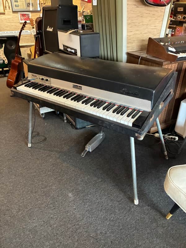 Fender Rhodes Mark I Stage 73-Key Electric Piano 1969 - 1974 - Black Rounded Top image 1