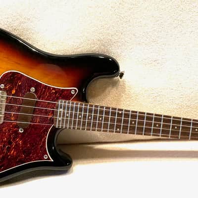 Fender Mandocaster 2013 - Sunburst image 1