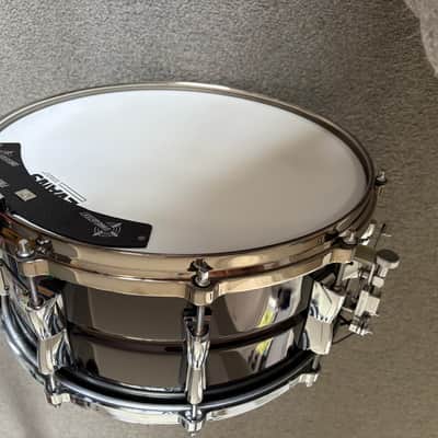 Yamaha SD-465AMK Manu Katche 6.5x14" Brass Snare Drum 2010s - Black Nickel image 4