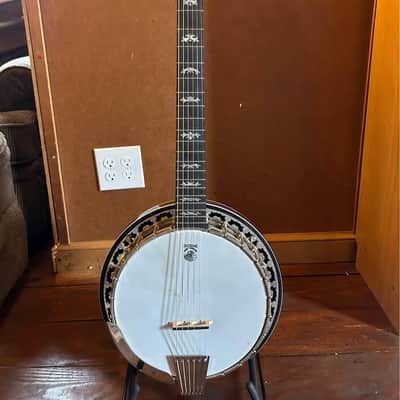 Deering Eagle II 6-String Banjo 2010’s with original case and barely played! image 2