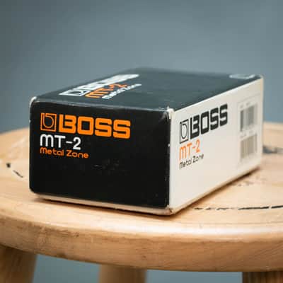Boss MT-2 Metal Zone Distortion Effects Pedal w/Box - Preowned image 3