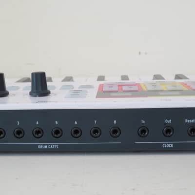Arturia Keystep Pro Midi Controller/Sequencer Keyboard White image 9