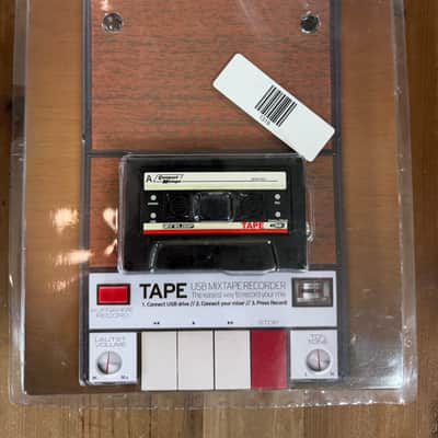 Reloop Tape 1/8" TRS to USB Analog to MP3 Converter - Black with Graphic 1319 image 1