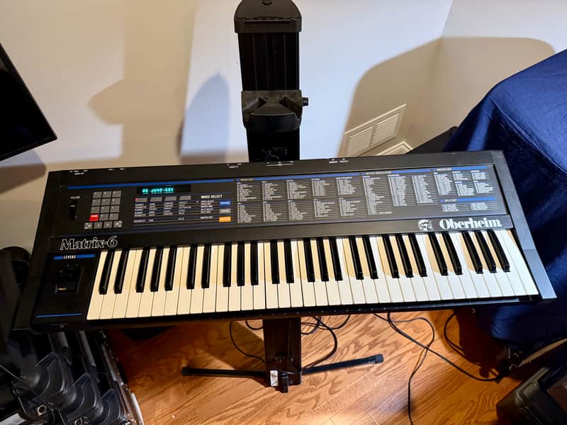 Oberheim Matrix 6 61-Key 6-Voice Synthesizer 1985 - Black image 1