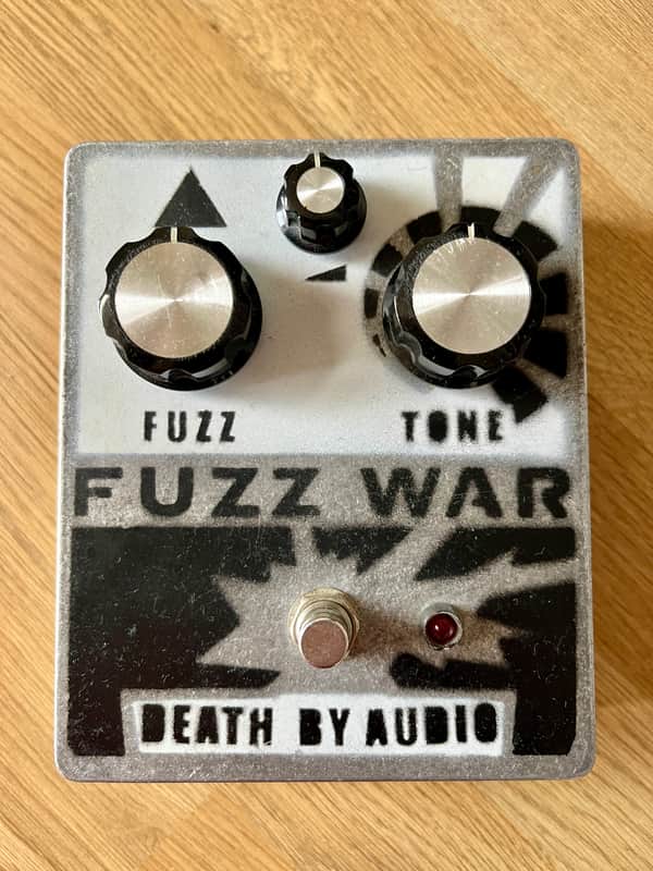 Death By Audio Fuzz War
