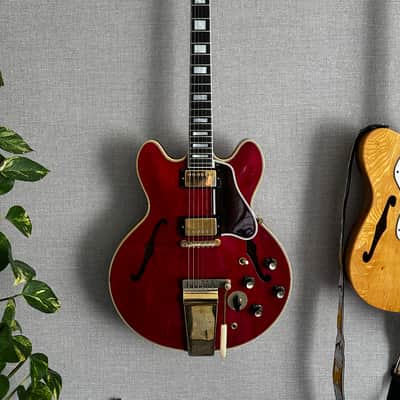Gibson ES-355 with Maestro Vibrola 1964 Cherry 100% Original image 1