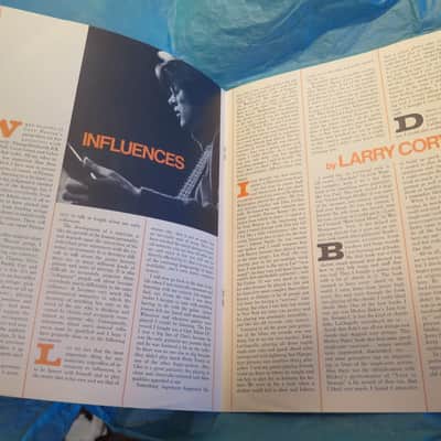 vintage 1968 Gibson Gazette catalog periodical Volume 8 No 2 Les Paul model reintroduction Barney Kessel artists gallery Larry Coryell paper case candy image 16