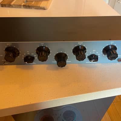 Warm Audio EQP-WA Tube EQ | Reverb Canada
