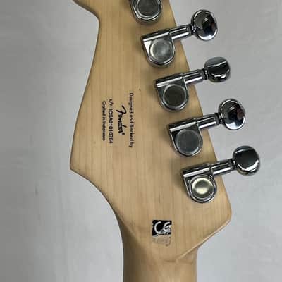 Squier Mini Stratocaster with Maple Fretboard 2011 - 2017 - Arctic White image 5
