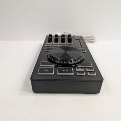 Behringer CMD PL-1 Deck-Based DJ Controller 2010s - Standard image 2