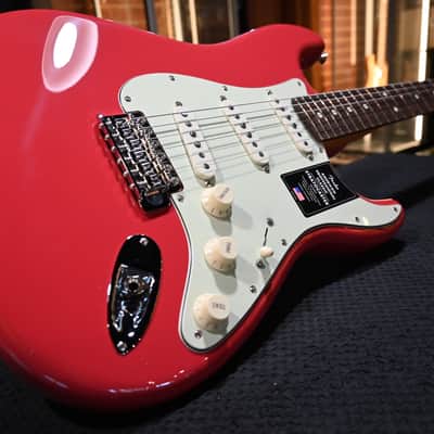 Fender American Professional Classic Stratocaster - Faded Dakota Red #1302 image 4
