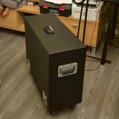 Fender '65 Twin Reverb Reissue 85-Watt 2x12" Guitar Combo 1991 - Present - Black image 2
