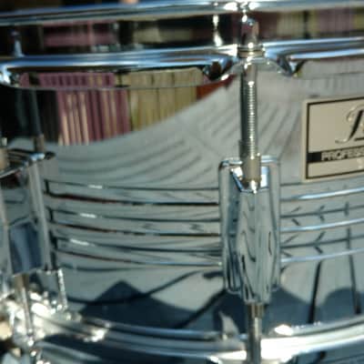 Pearl Professional 7 Piece DX Series Drum Kit with Snare Drum 1985 Wine Red image 8