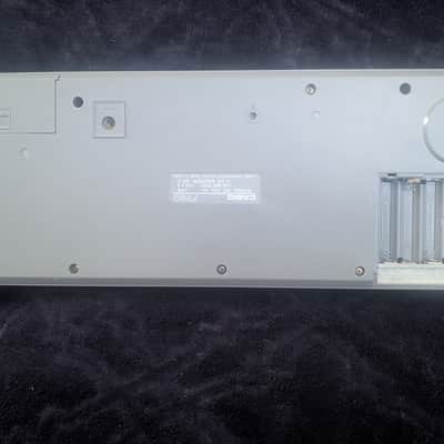 Casio PT-50 31-Key Mini Synthesizer 1980s - Silver image 8