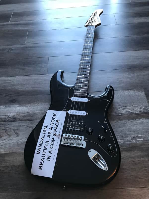 Fernandes Vandalism stratocaster Black image 1
