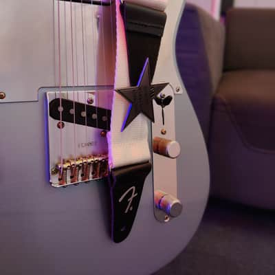 Fender Chrissie Hynde Telecaster® - Rosewood Fingerboard, Ice Blue Metallic image 4