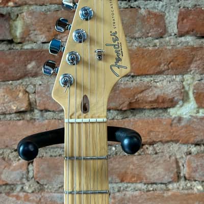 Fender American Standard Stratocaster with maple fretboard 2000 Hot rod red image 4