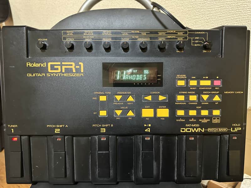 Roland GR-1 Guitar Synthesizer 2000s - Black image 1
