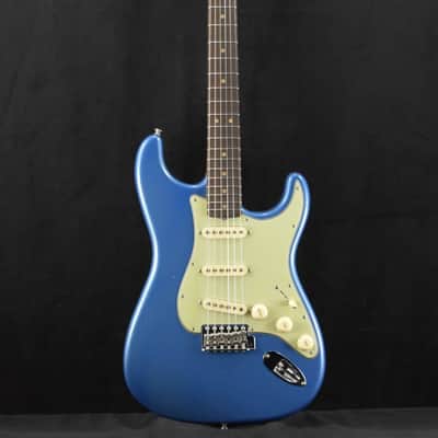Mint Fender Ltd Edition '63 Strat - Journeyman Relic w/Closet Classic HW Aged Lake Placid Blue image 2