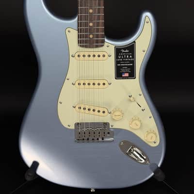 Fender Ultra Luxe Vintage '60s Stratocaster - Ice Blue Metallic image 2