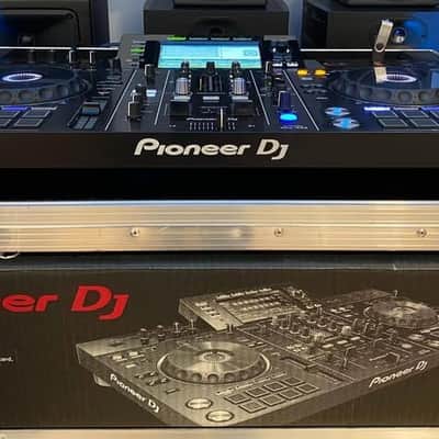 Pioneer XDJ-RX3 2-Channel Rekordbox / Serato All-In-One DJ System 2021 - Present - Black image 4