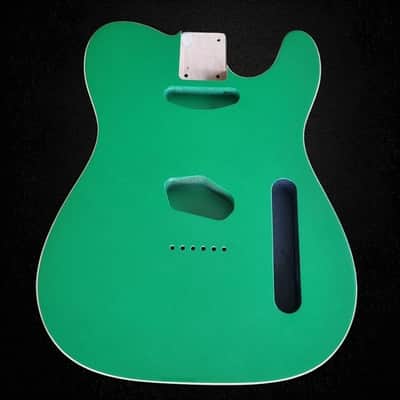 Telecaster body Metallic Green, double binding in Alder image 3