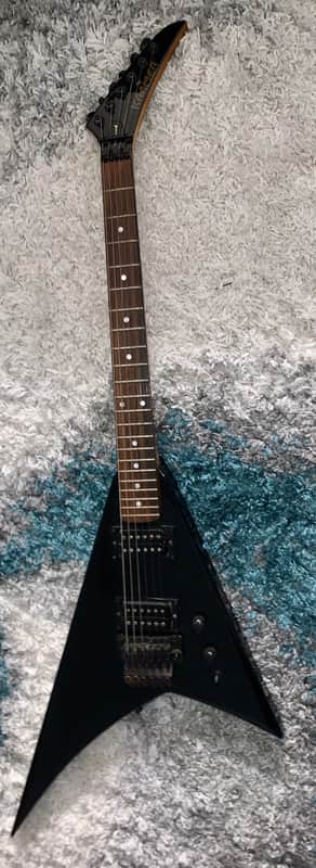 Vintage 1986 Kramer Vanguard American series electric guitar Floyd rose Seymour Duncans 1986 image 1