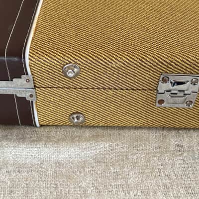1999 Danelectro Tweed Hardshell Case + Key Yellow Plush Interior Out of Production Fits U1 / U2 / U3 / DC Models & More image 10