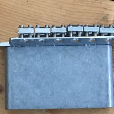 Fender Strat Tremolo Bridge Unit PW29 Full Block | Reverb Denmark