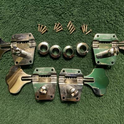 Rickenbacker Bass Tuners Chrome image 4