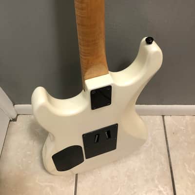 Kramer Pacer Reissue Electric Guitar w/Floyd Rose Tremolo System 1980s image 9