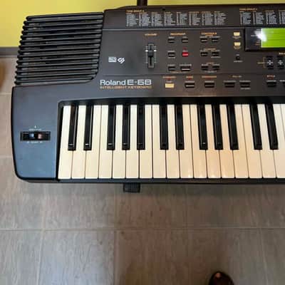 Roland Roland E-68 Intelligent Keyboard 1996 BLACK image 3