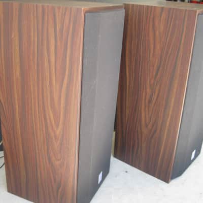 Watch Video--Cerwin-Vega VS-100 Vintage Speaker System -- FOR PARTS / REPAIR image 8