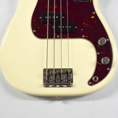 Fender American Professional II Precision Bass - Olympic White image 3