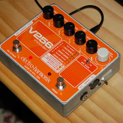 Electro-Harmonix V256 Vocoder Pedal | Reverb