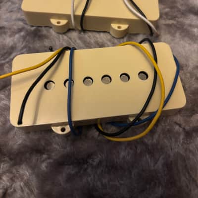 American Professional II Fender Jazzmaster Pickups 2024 - Cream image 1
