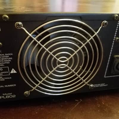SoundTech PL802 3U Power Amplifier rack mount 800W 800 watt bridged or 400W stereo into 8 Ohms 2000s image 7