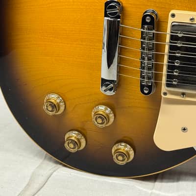 Gibson LPCGVSCH1 Les Paul Traditional Pro Guitar with Case 2012 - Vintage Sunburst image 5