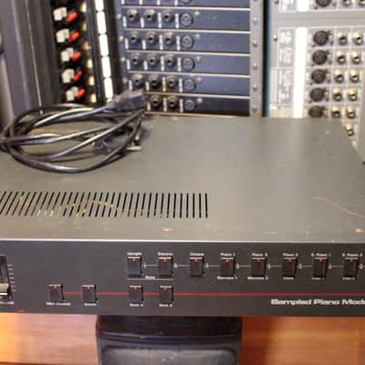 Vintage Classic Ensoniq 1980's Sampled Piano Module SPM-1 MIDI Rack Mount Studio Live Sound Synth Unit image 4