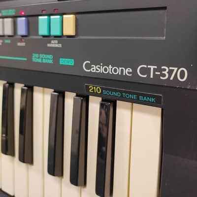 Casio CT-370 Casiotone 49-Key Synthesizer 1980s - Black image 8