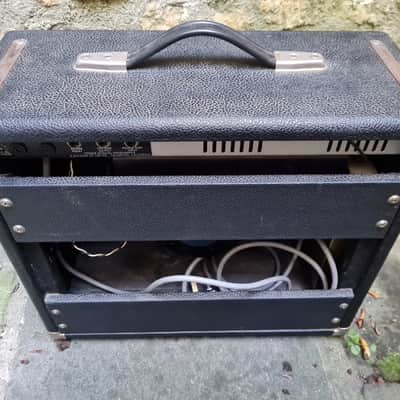 Fender Yale Reverb 50-Watt 1x12" Solid State Guitar Combo 1983 - 1985 - Black image 2