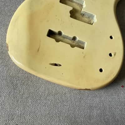 Yellow 4 String Bass Basswood Body DIY Project image 3