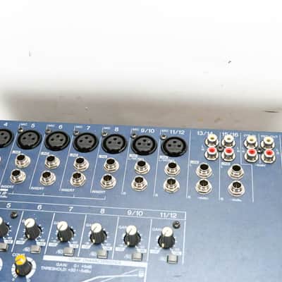 Yamaha MG166CX-USB 16-Channel 4-Bus Rack-Mountable Mixer with USB CG0142P image 9