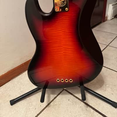 Fender 50th Anniversary Jazz Bass 1995-96 - Flame Maple Anniversary Burst image 5